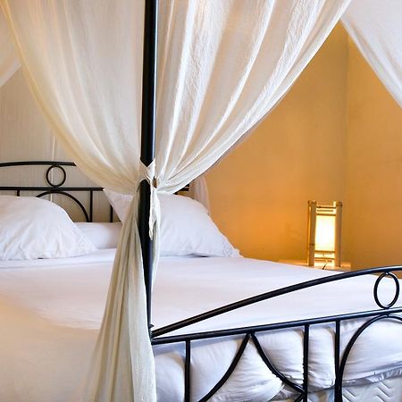 Chambres D'Hotes Jauregia Saint-Etienne-de-Baigorry Bagian luar foto