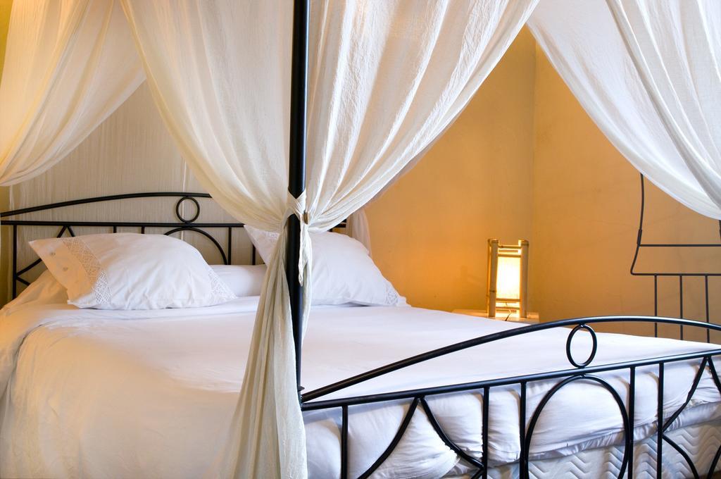 Chambres D'Hotes Jauregia Saint-Etienne-de-Baigorry Bagian luar foto
